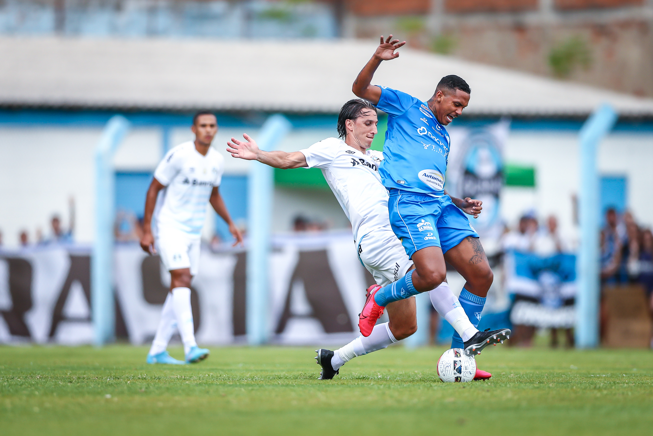 Depois de 4 meses voltar a jogar e marcar um gol, é muito especial ! Não  foi o resultados que queríamos, sofremos o empate, mas agora é…