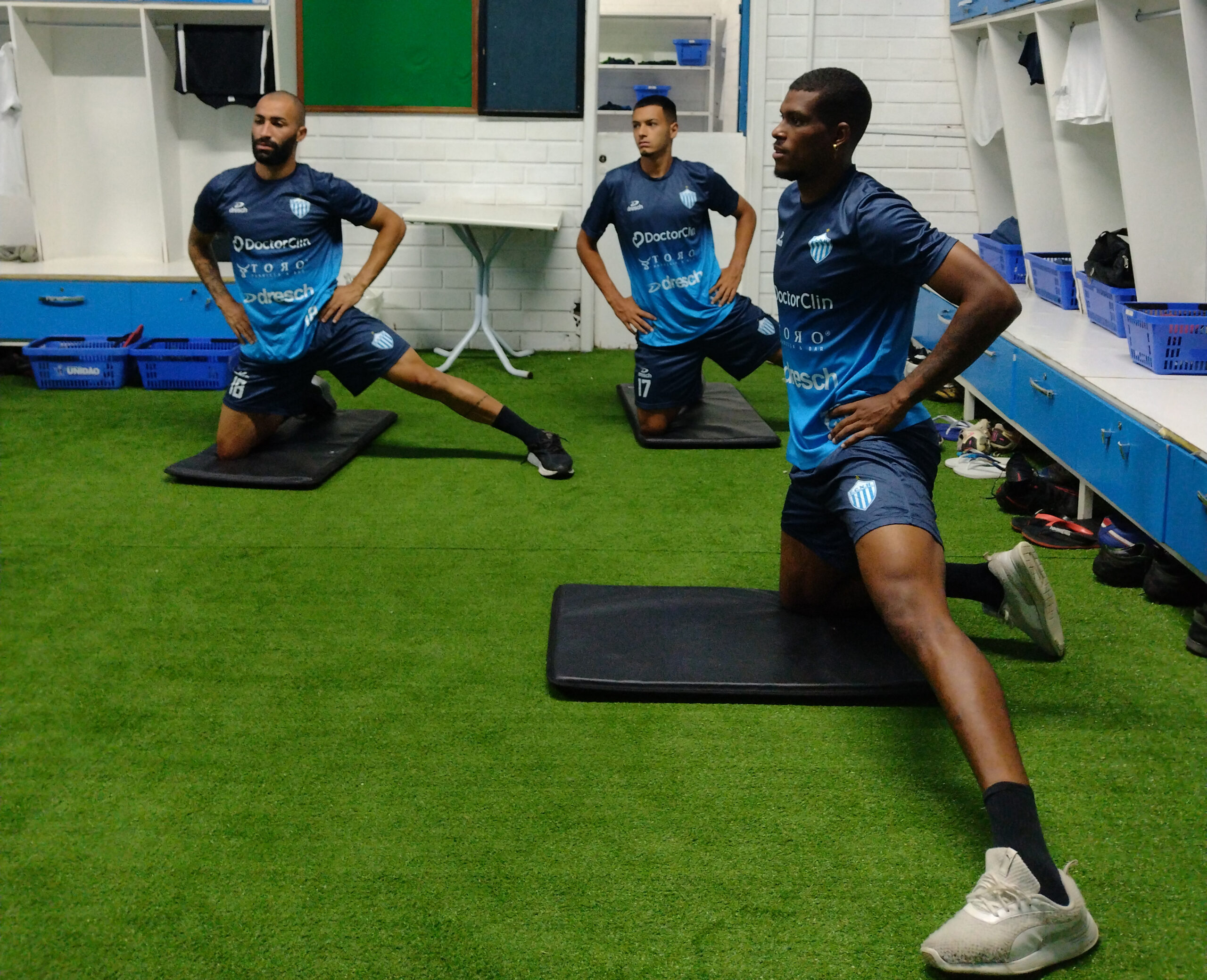 Grêmio goleia Novo Hamburgo em jogo-treino